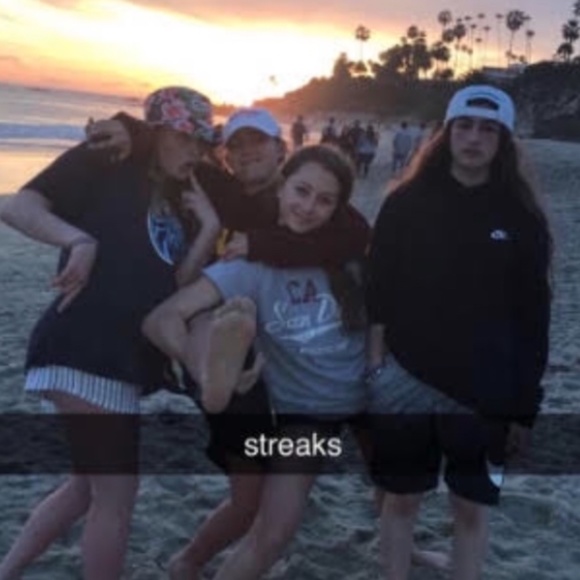 Meet your Posher, Kate - Picture 7 of 7